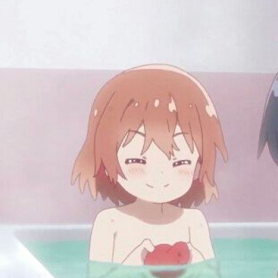 女子脚踹保安前监控视频曝光